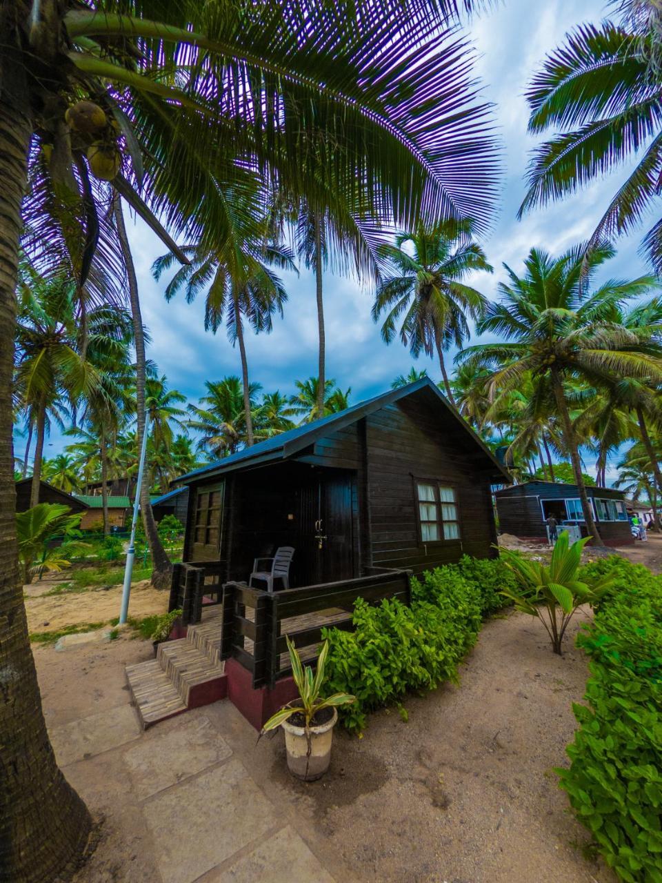Vista Praia Beach Resort 안주나 외부 사진