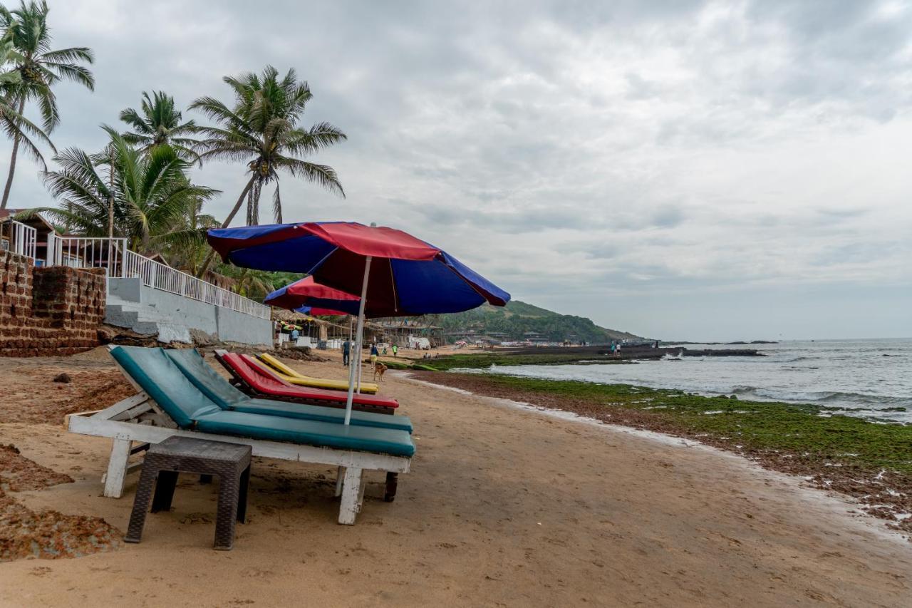Vista Praia Beach Resort 안주나 외부 사진