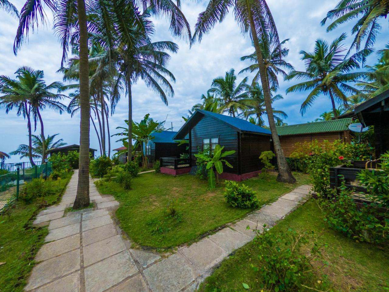 Vista Praia Beach Resort 안주나 외부 사진