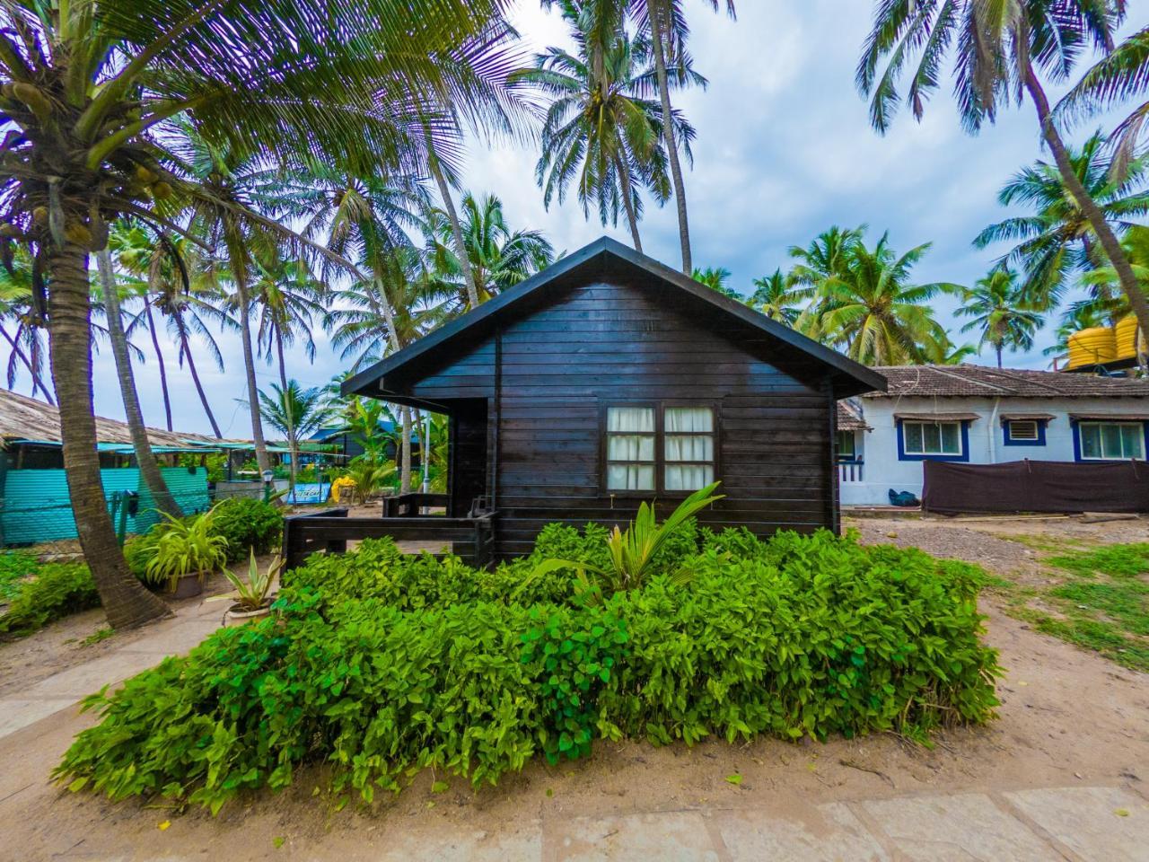 Vista Praia Beach Resort 안주나 외부 사진