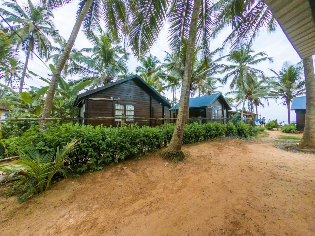 Vista Praia Beach Resort 안주나 외부 사진