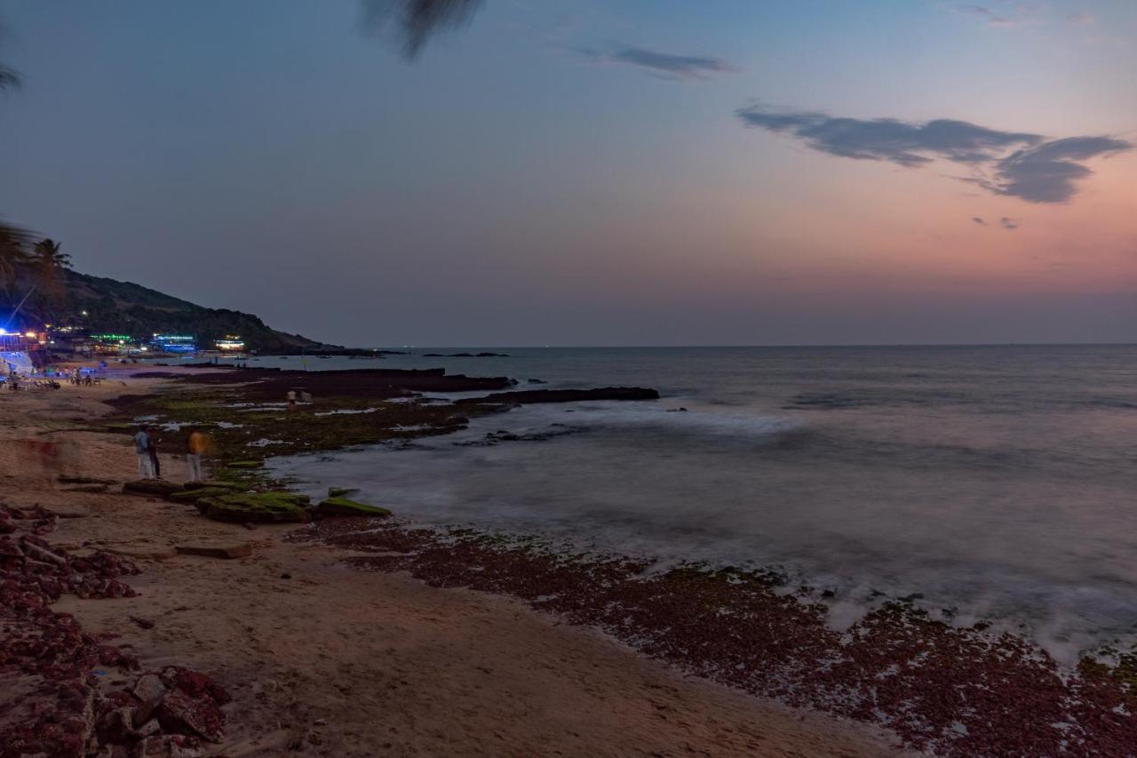 Vista Praia Beach Resort 안주나 외부 사진