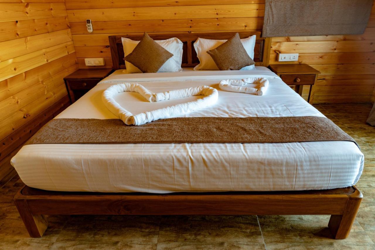 Vista Praia Beach Resort 안주나 외부 사진